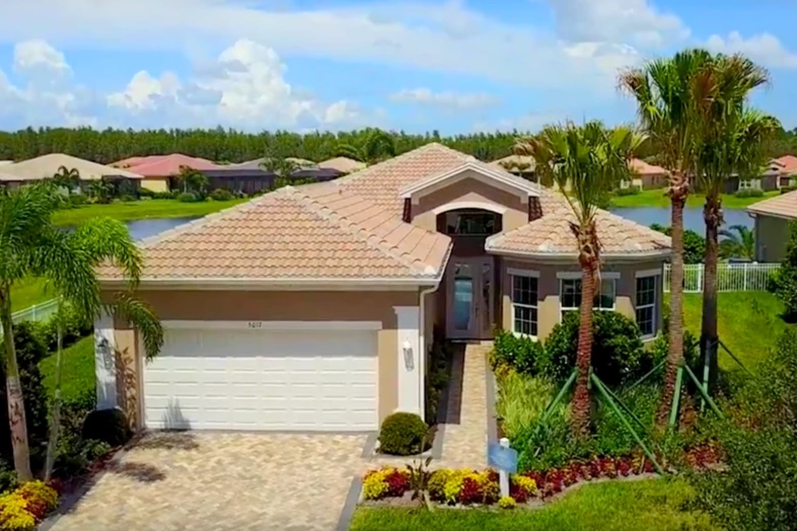 New 55+ Community Alert: Valencia del Sol