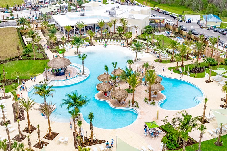 Popular Florida 55+ Communities Without Golf Courses