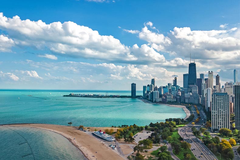 Master-Planned Communities in Illinois: The Best Picks for 55+ Homebuyers