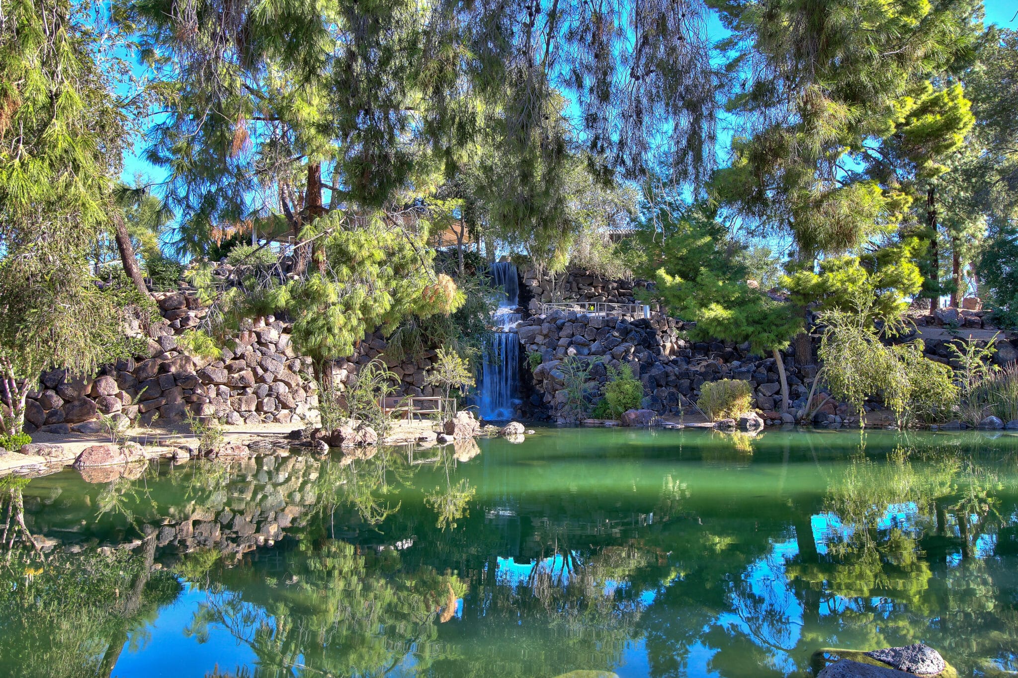 Scenic Lakes & Ponds