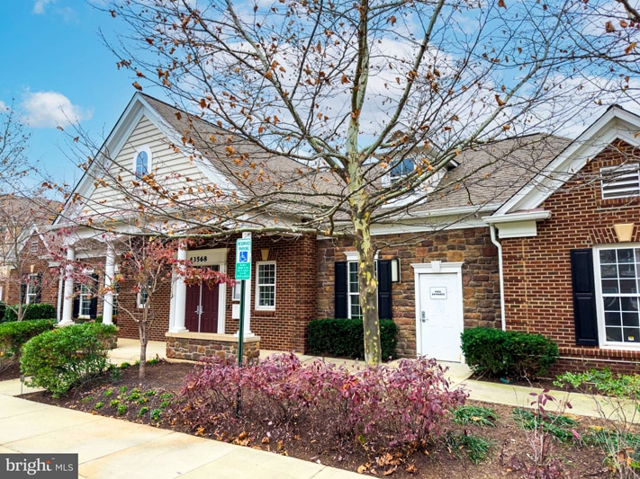 The Retreat at Poland Hill - Chantilly, VA