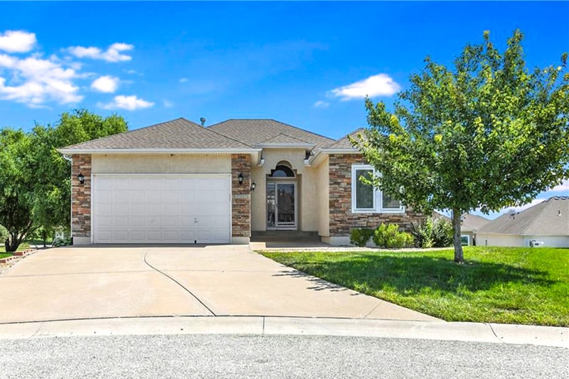 The Fountains at Raintree Lake - Lee's Summit, MO