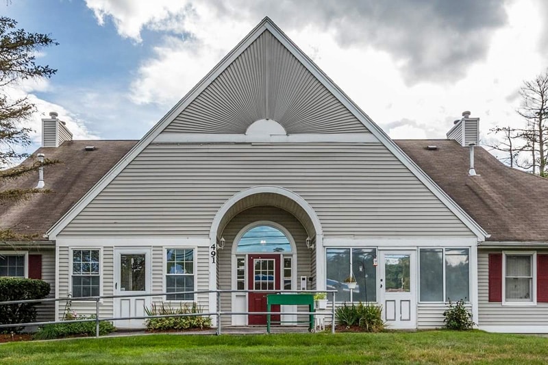 Cohas Landing Londonderry, NH 55places