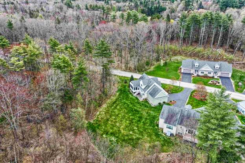 Mill Pond Crossing - Brentwood, NH