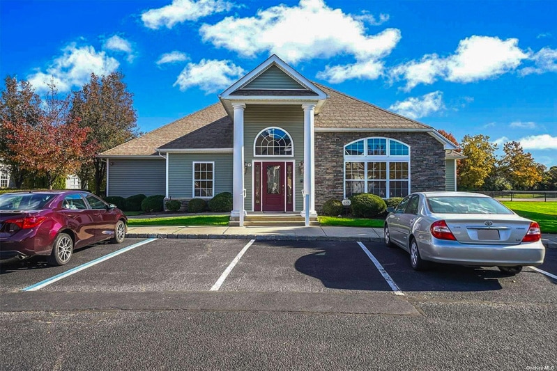 The Vineyards at Miller Place Miller Place, NY 55places