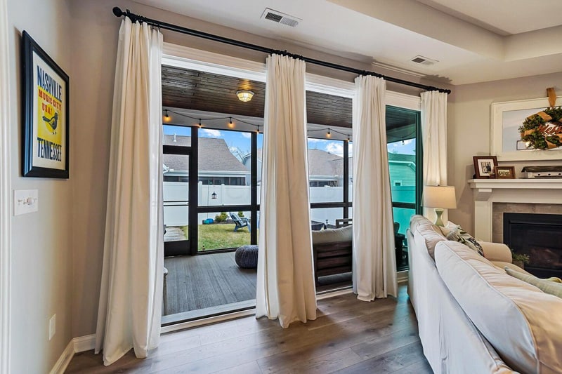 Three-Seasons Entrance