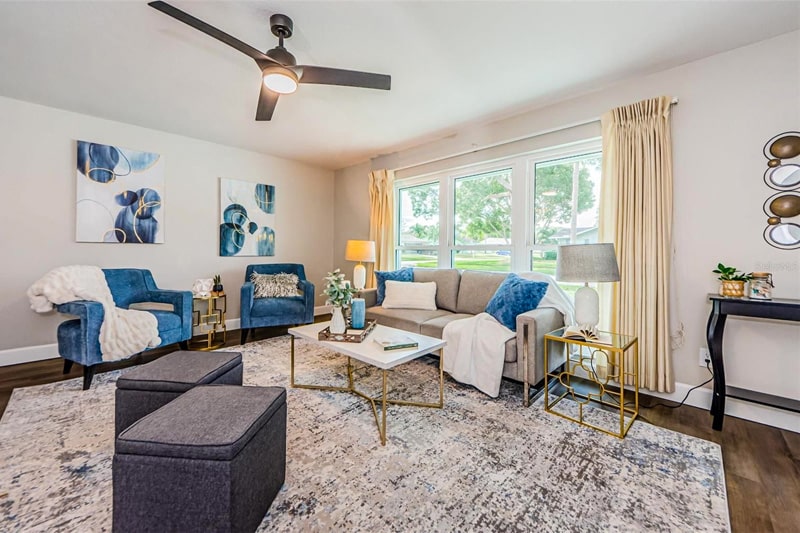 Living Area - Coffee Table