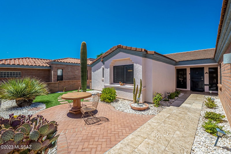 Single family home exterior