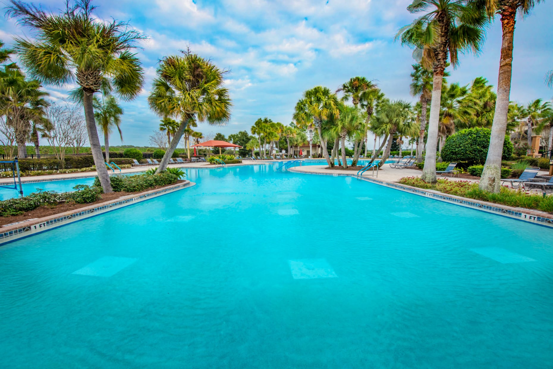 Outdoor Resort-Style Pool