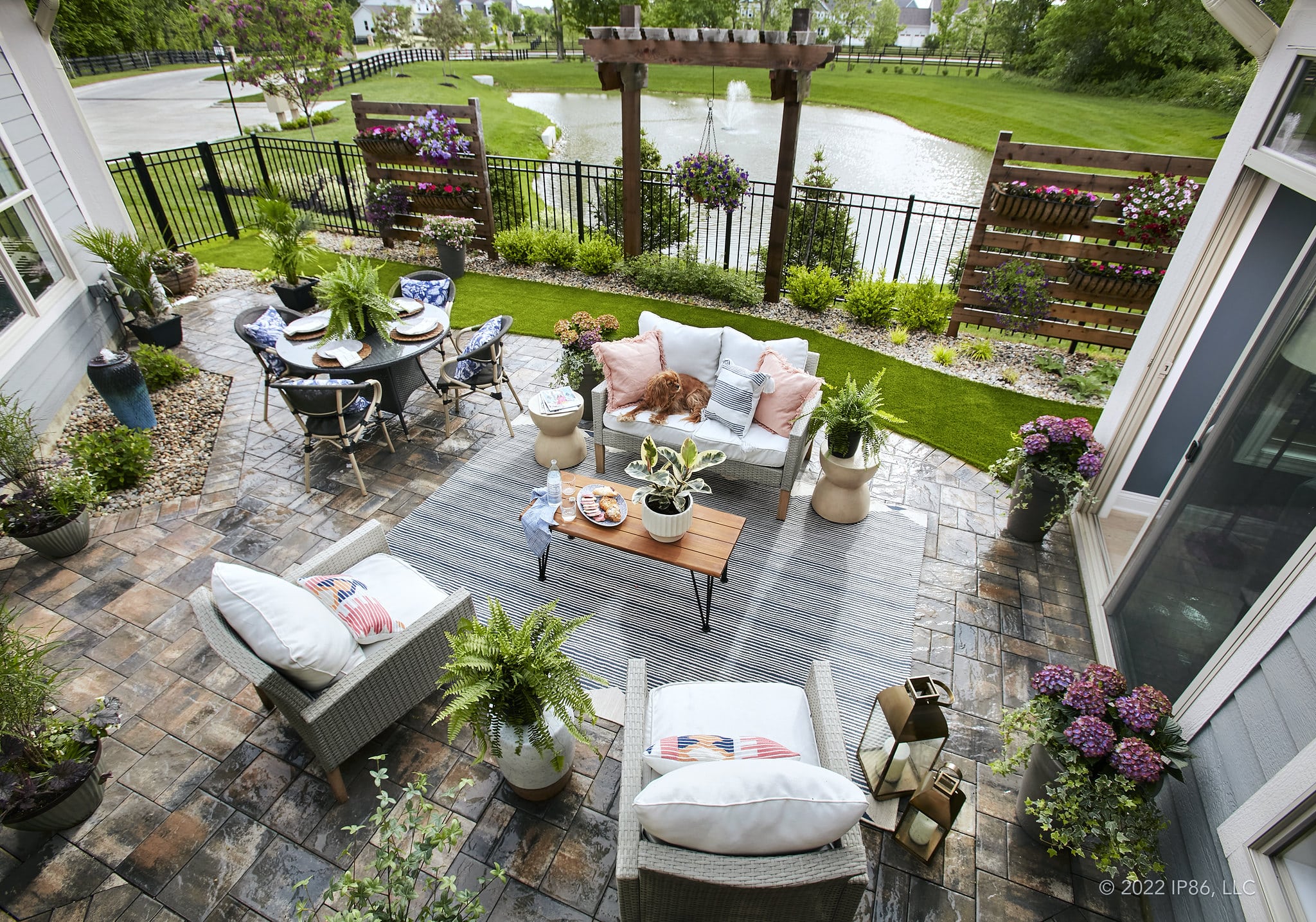 The Courtyards at Stonehill Village