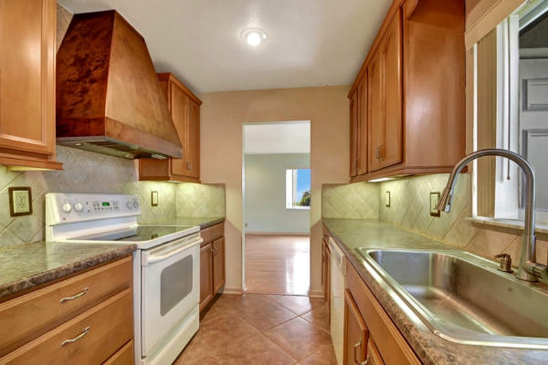 Kitchen Sink and Stove