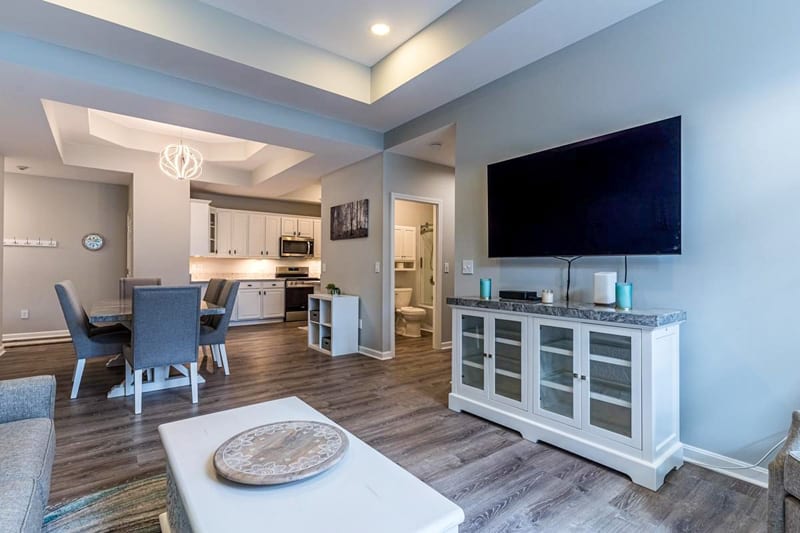 Living & Dining Areas