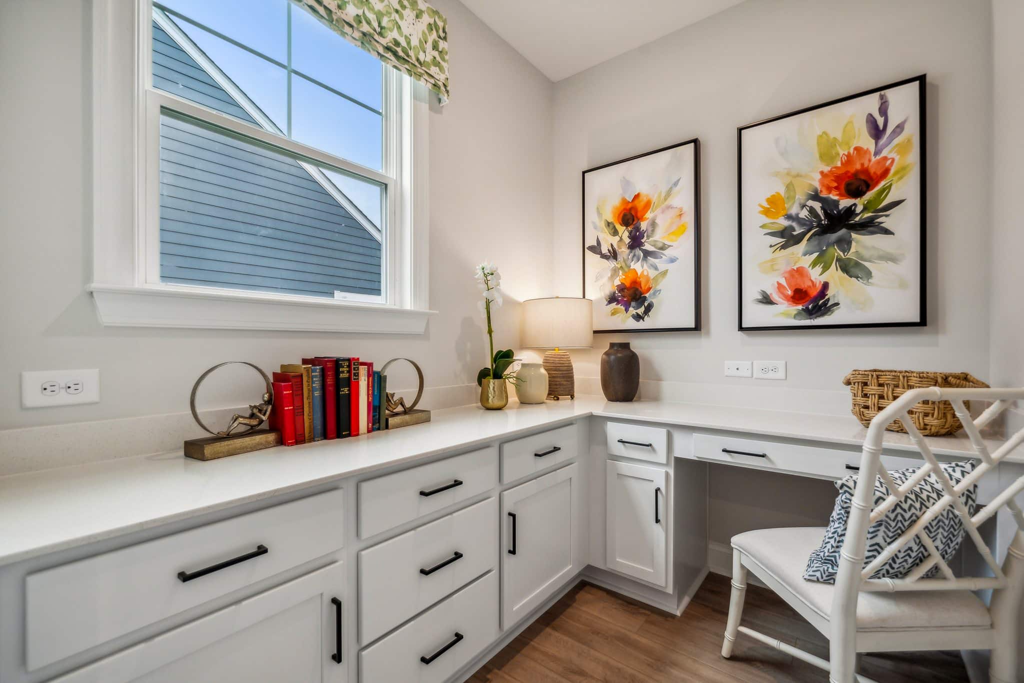 Model Study Nook Area