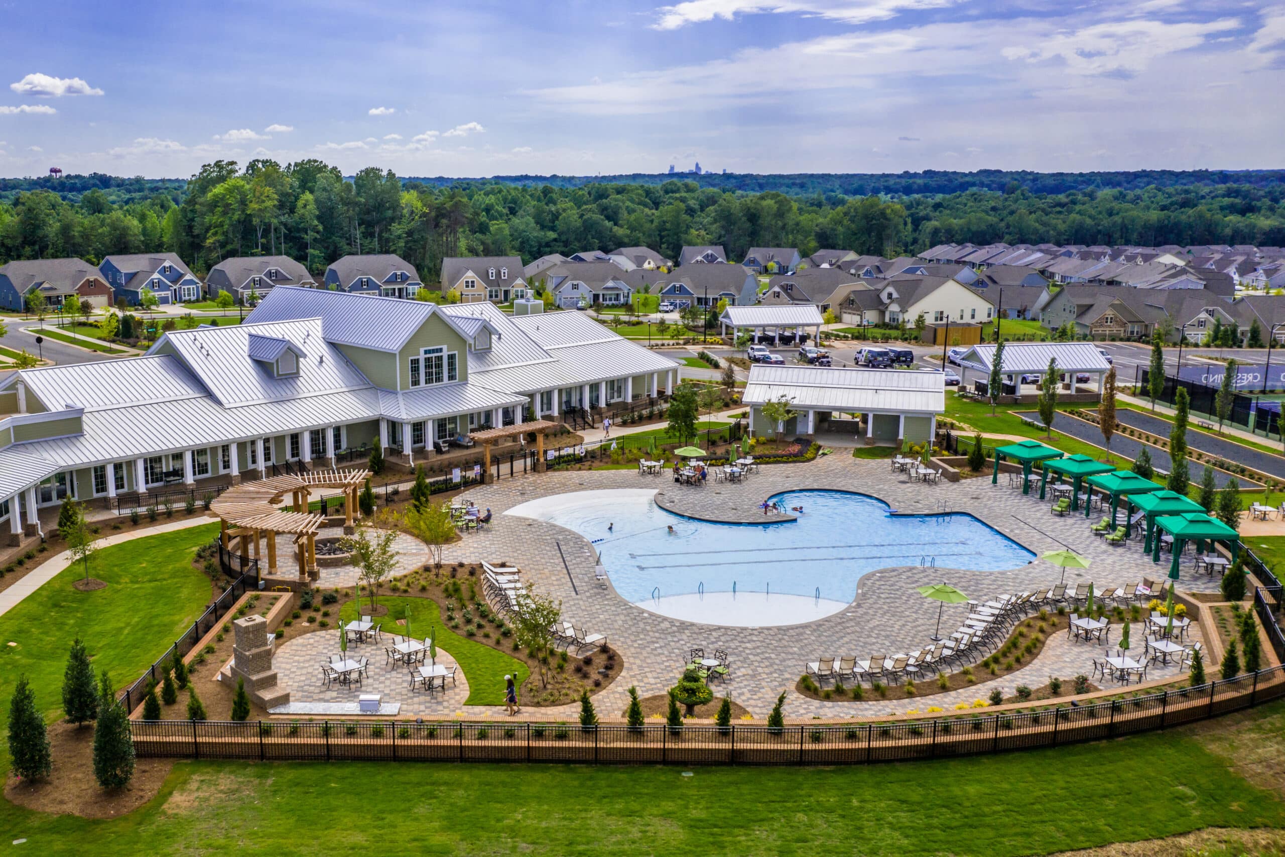 Outdoor Resort-Style Pool
