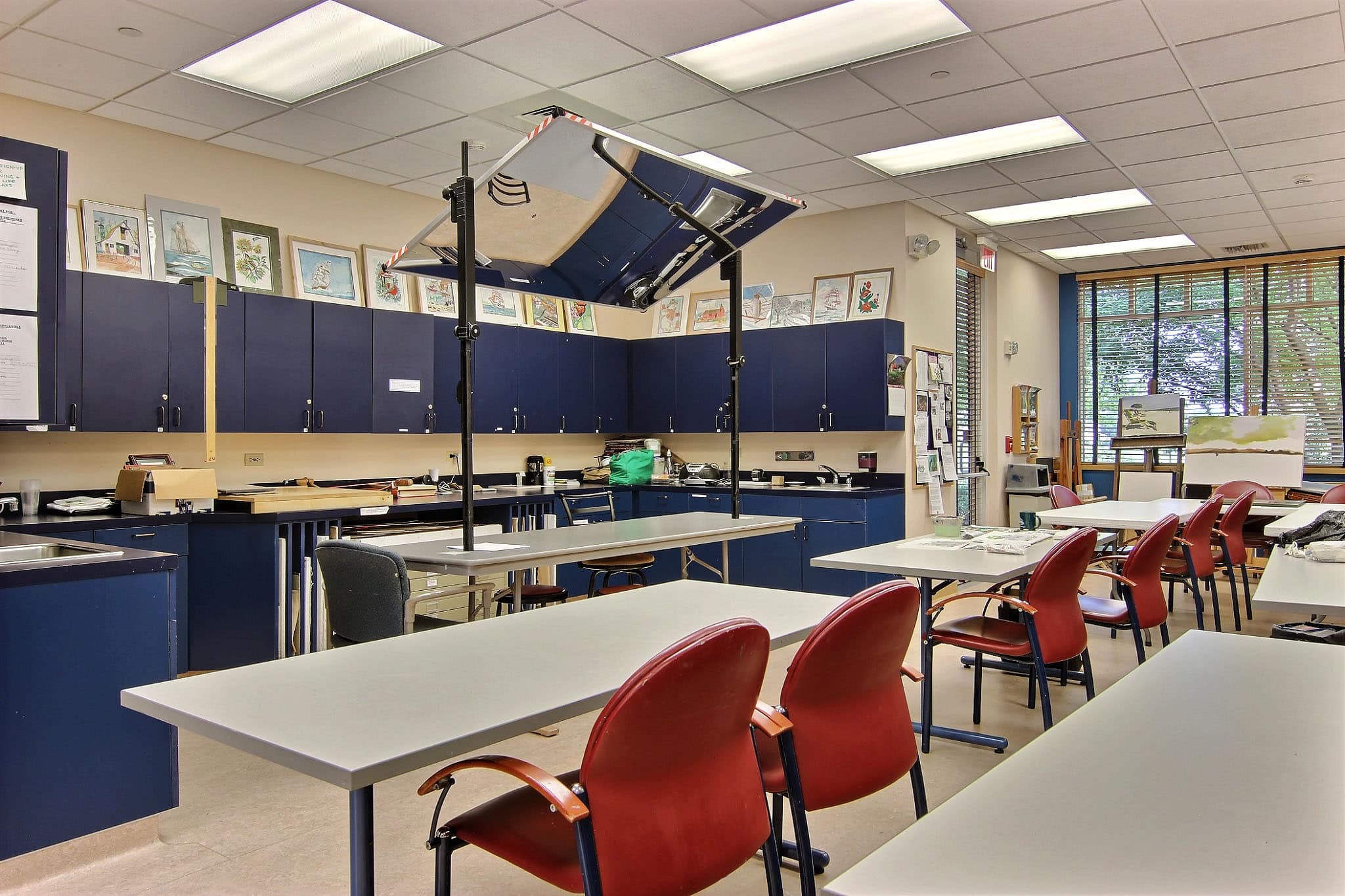 Arts & Crafts Studio