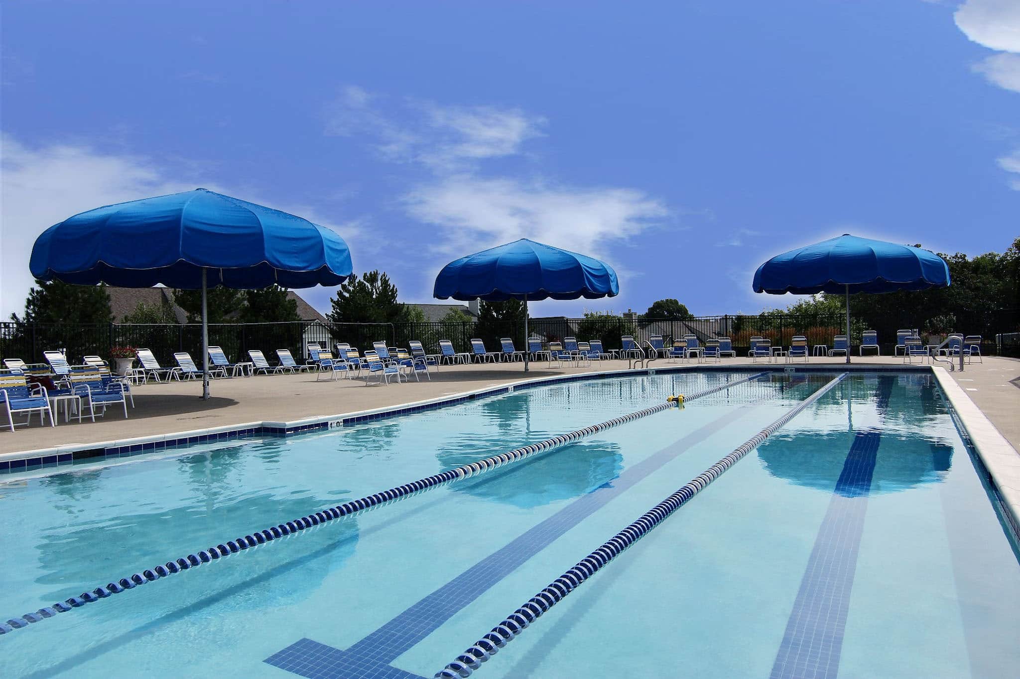 Meadow View Lodge Outdoor Pool