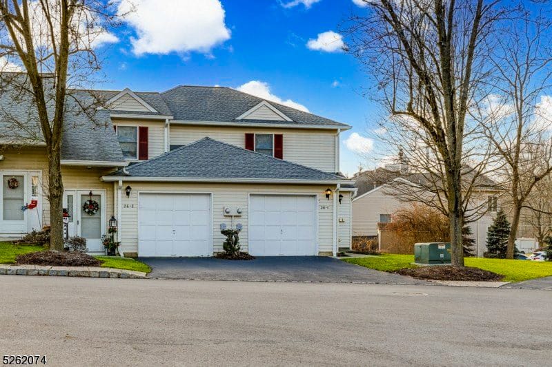 Eagle Ridge at East Hanover - East Hanover, NJ