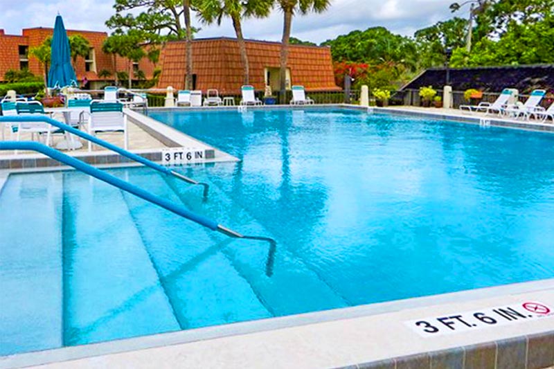 The outdoor pool at Tarpon Bay Yacht Club in Port St. Lucie, Florida.