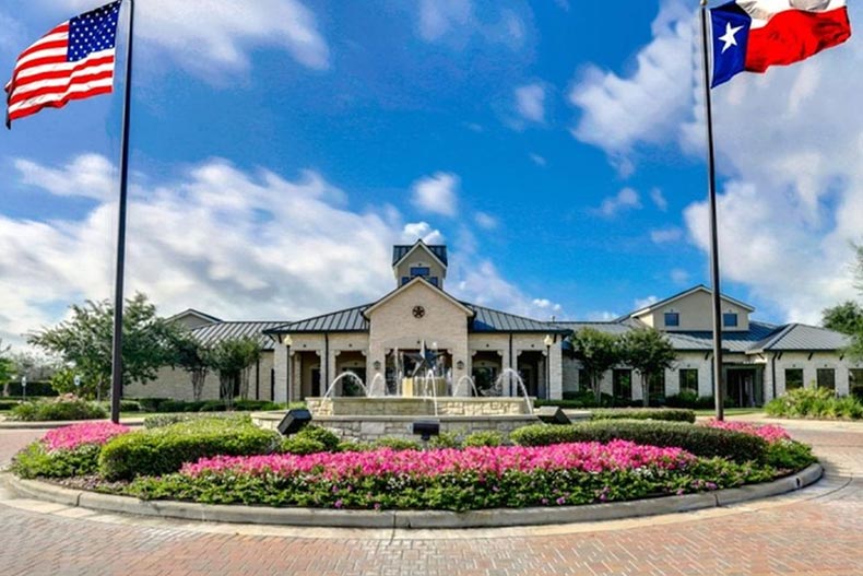 The entrance to Heritage Grand at Cinco Ranch in Katy, Texas.