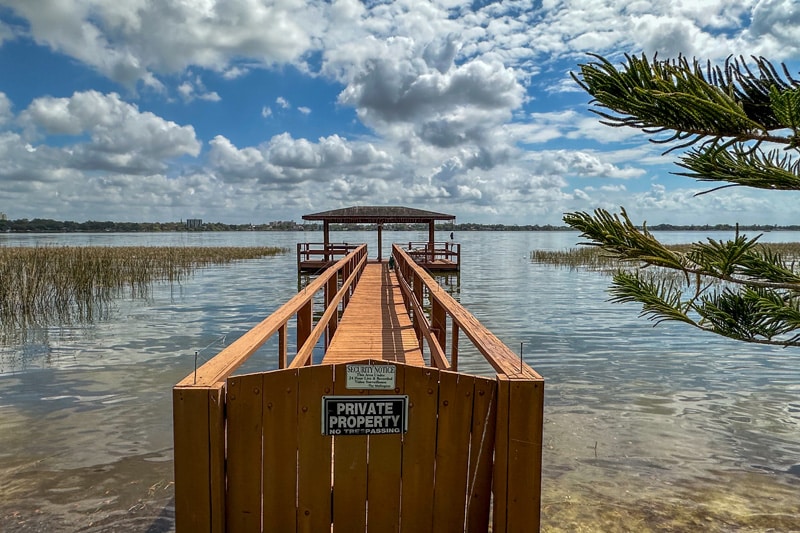 Private Dock & Howard Lake
