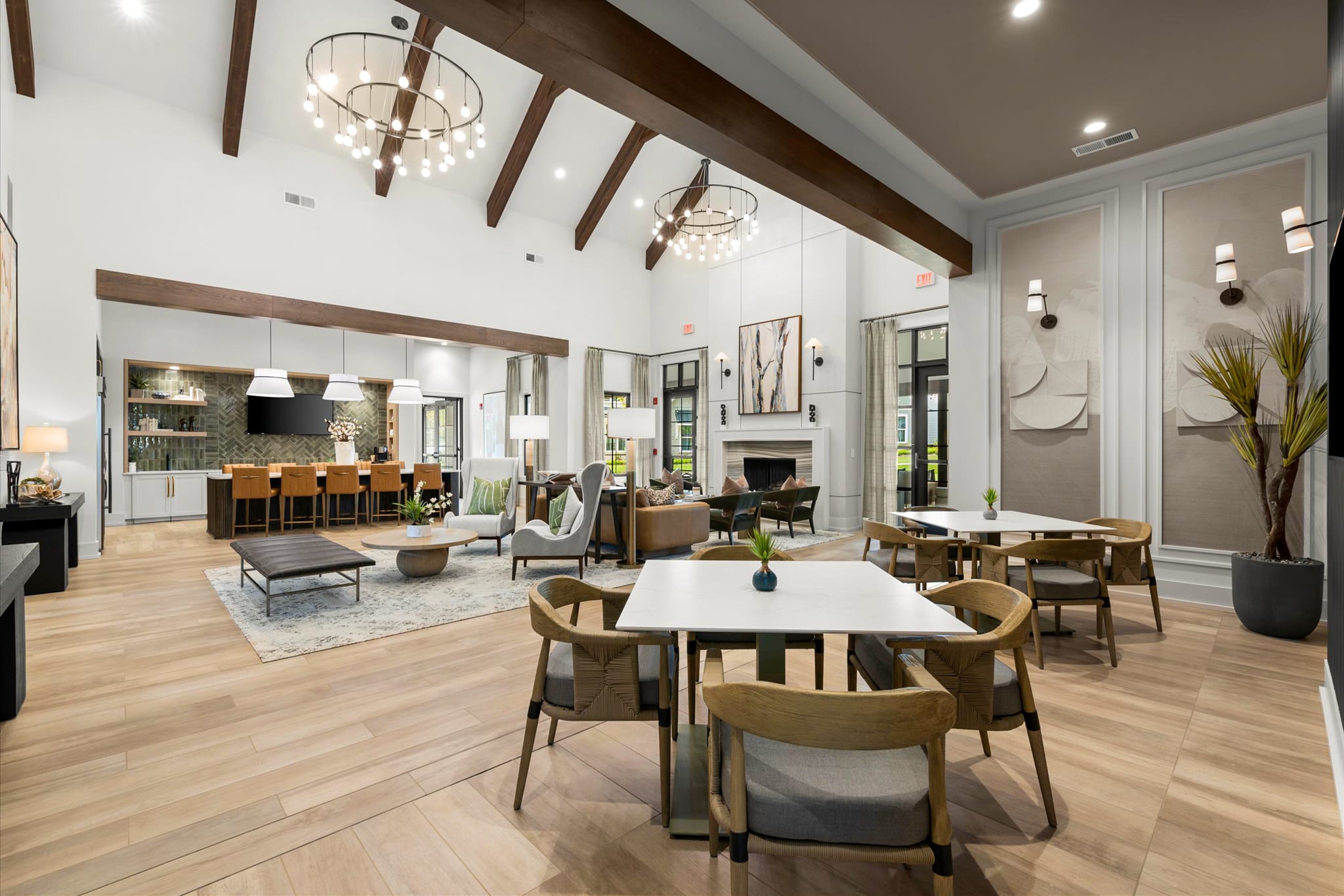 Dining Area and Lounge