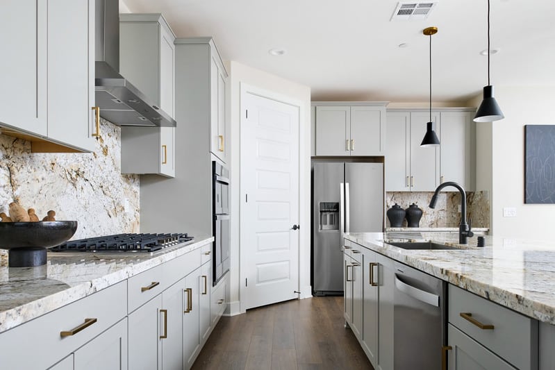 Model Kitchen Appliances