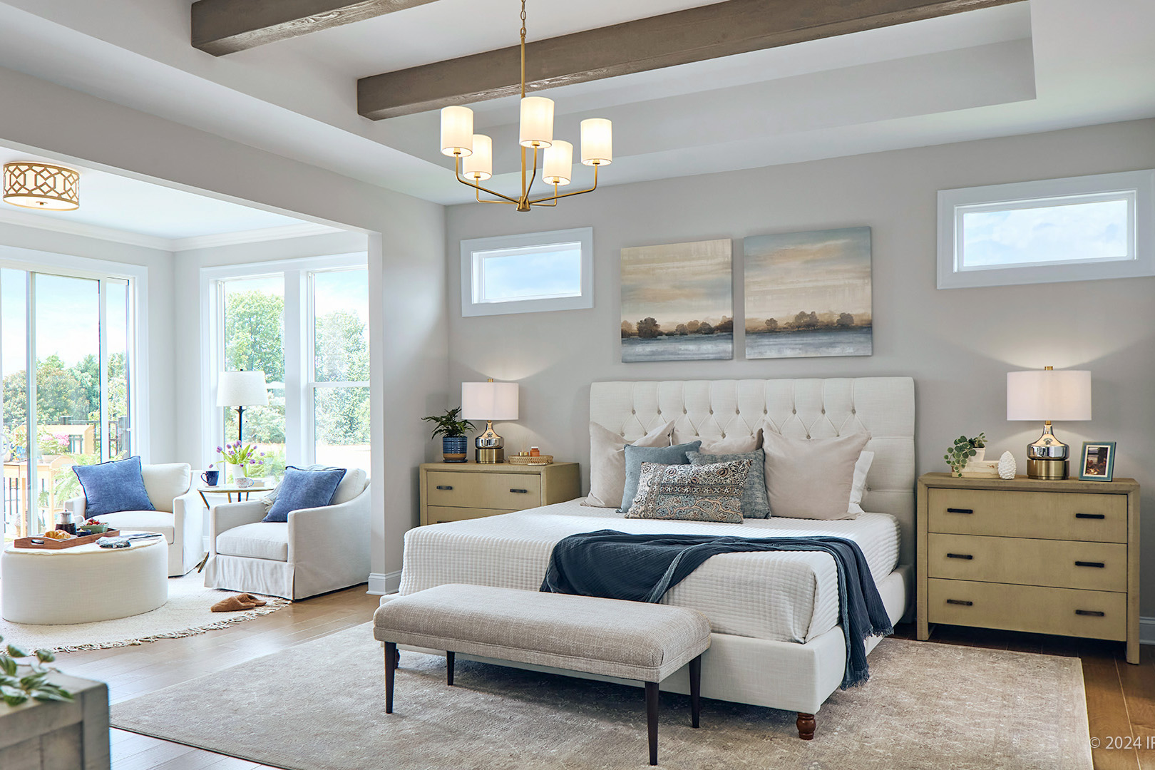 bedroom with sitting area