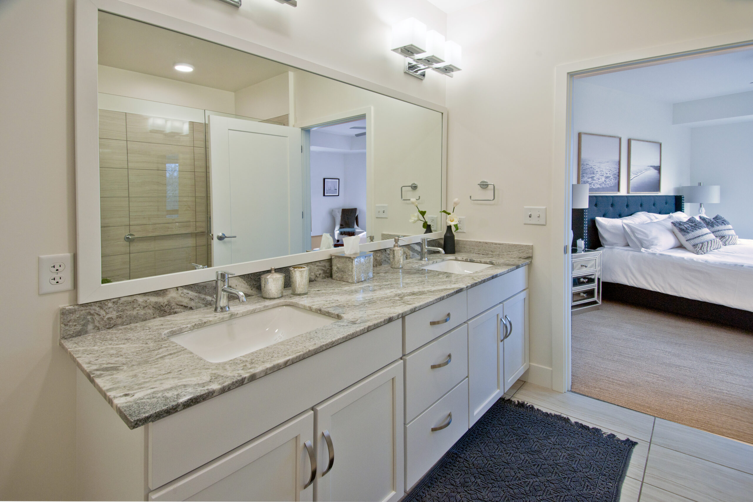 Unit Bathroom and Bedroom