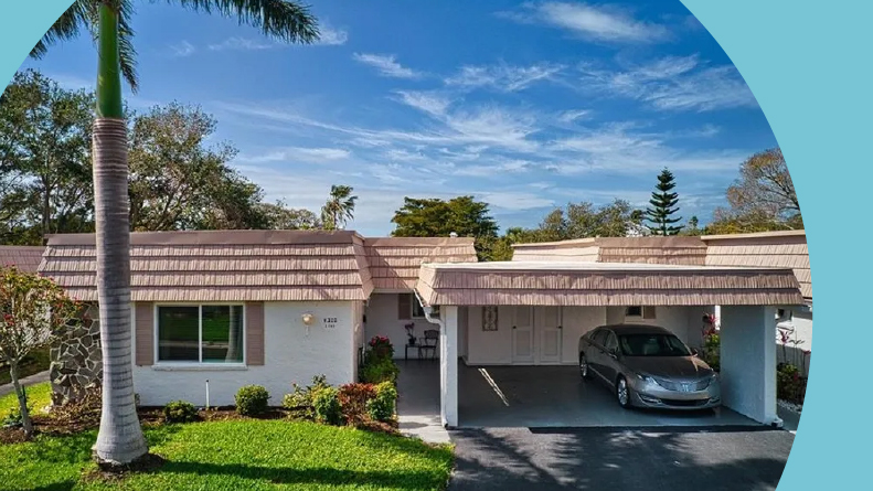 Exterior view of a home at Strathmore Riverside Villas in Sarasota, Florida.