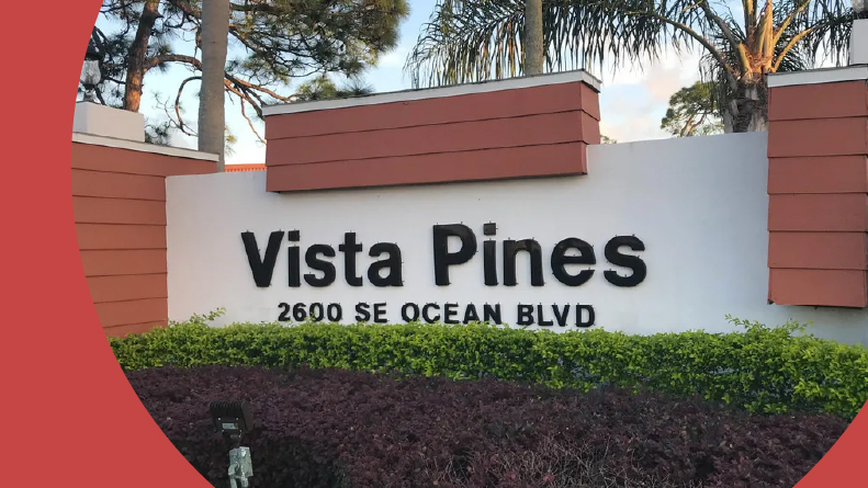 The community sign for Vista Pines in Stuart, Florida.
