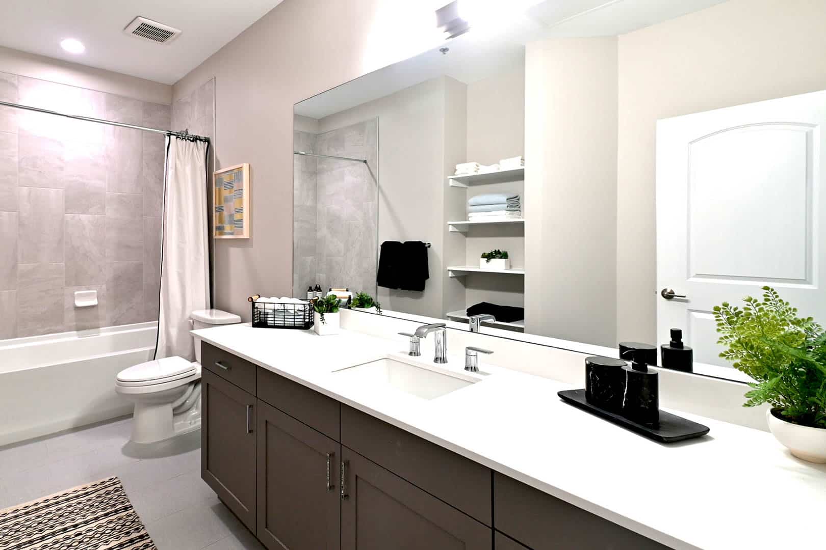 Bell Tower Flats Unit Bathroom