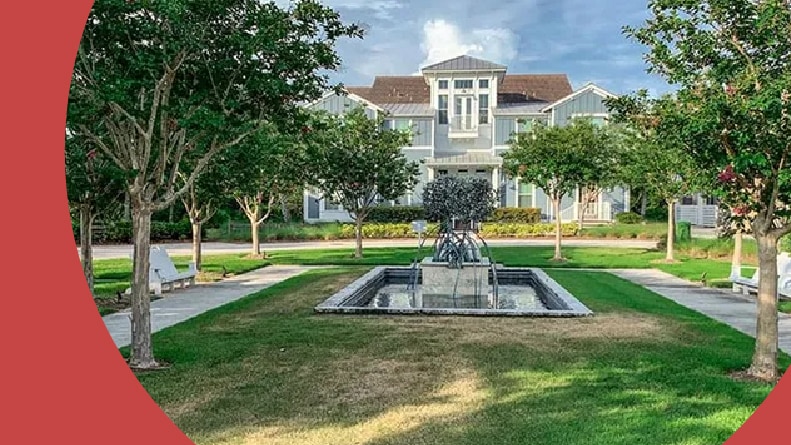 A fountain on the grounds of Harbour Isle in Bradenton, Florida.