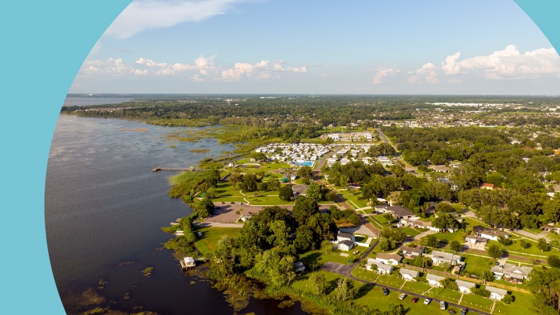 Aerial view of homes in Winter Garden, Florida.