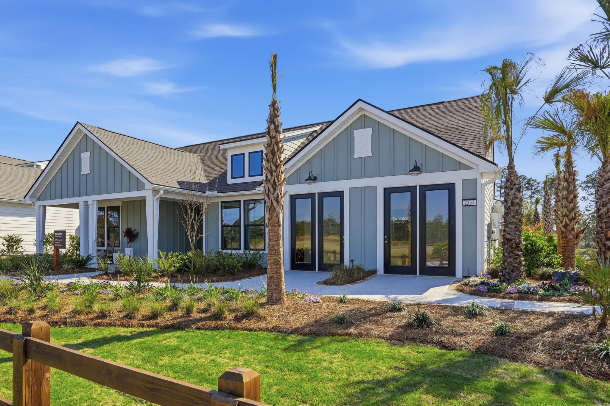 Side View of the Renown Model