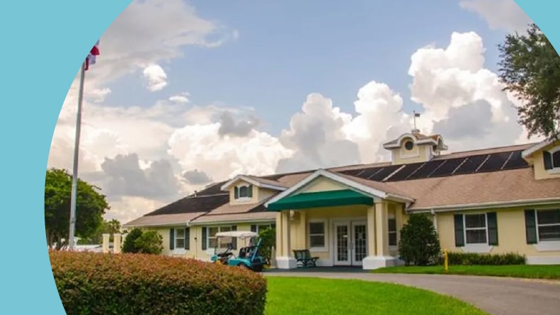 The entrance to Pennbrooke Fairways in Leesburg, Florida.