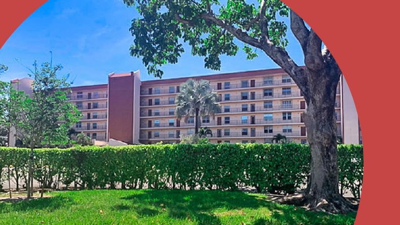 A residential building on the grounds of Villages of Oriole in Florida.