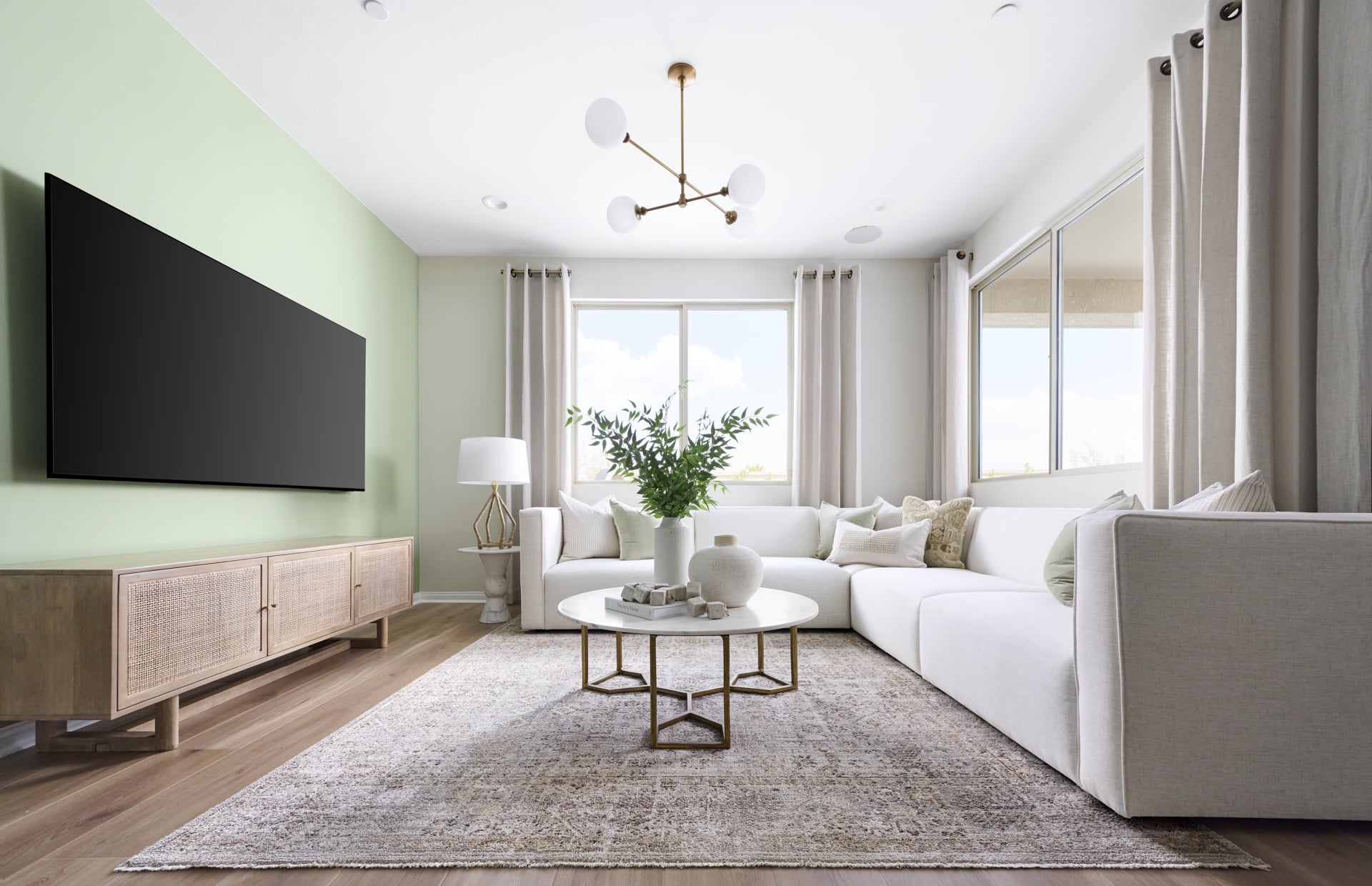 Photo: Tsutsumida Pictures