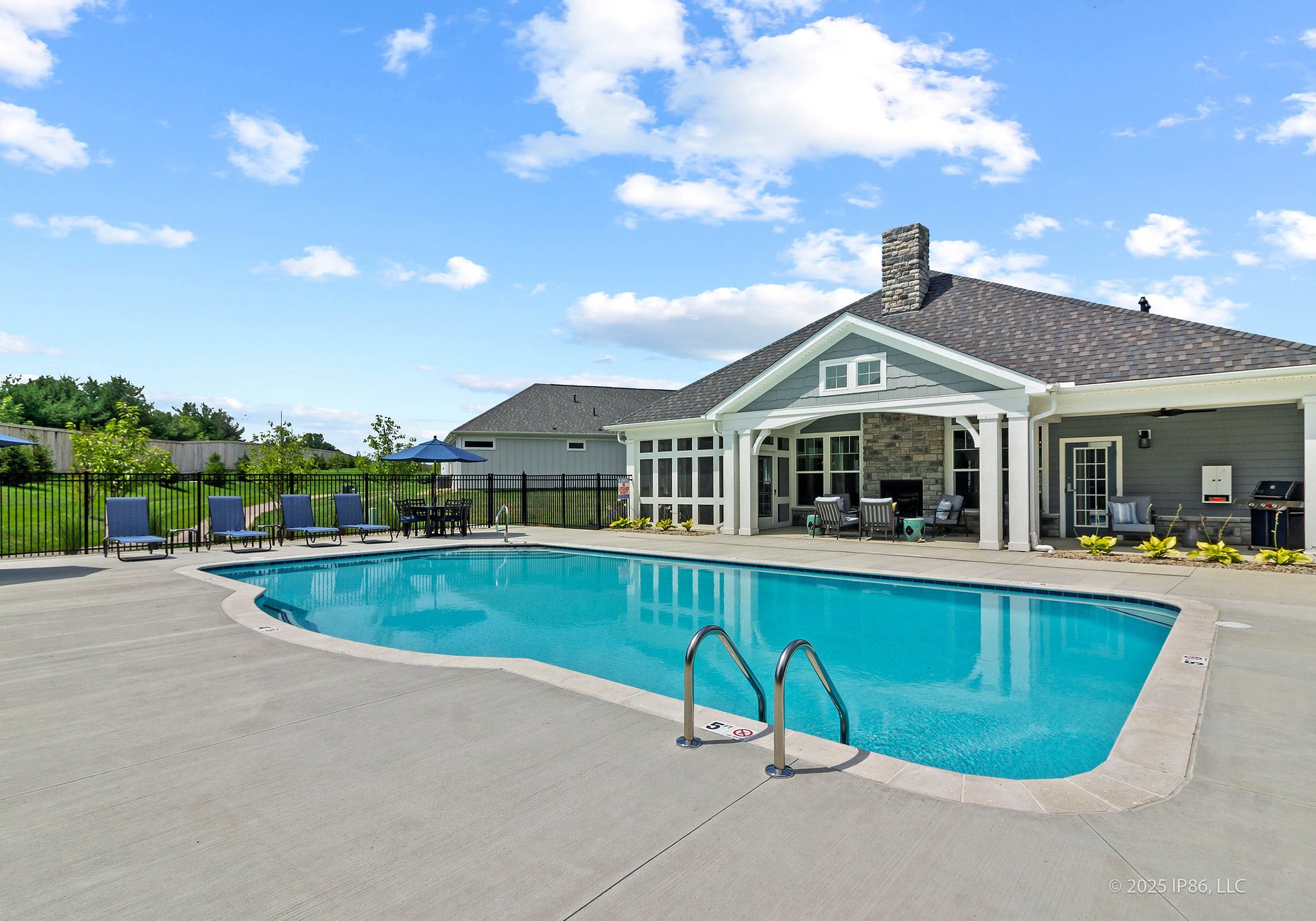 Community pool