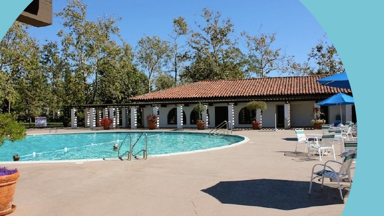 The outdoor pool at Rancho Carlsbad in Carlsbad, California on a sunny day.
