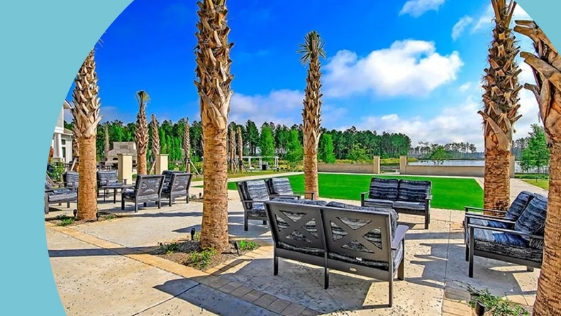 An outdoor lounge area at Four Seasons at The Lakes of Cane Bay in Summerville, South Carolina.
