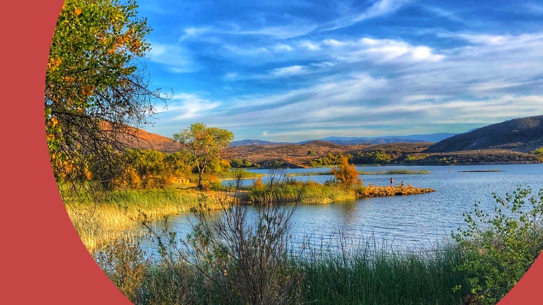 A peaceful lake on a sunny day in the Inland Empire area in Southern California.