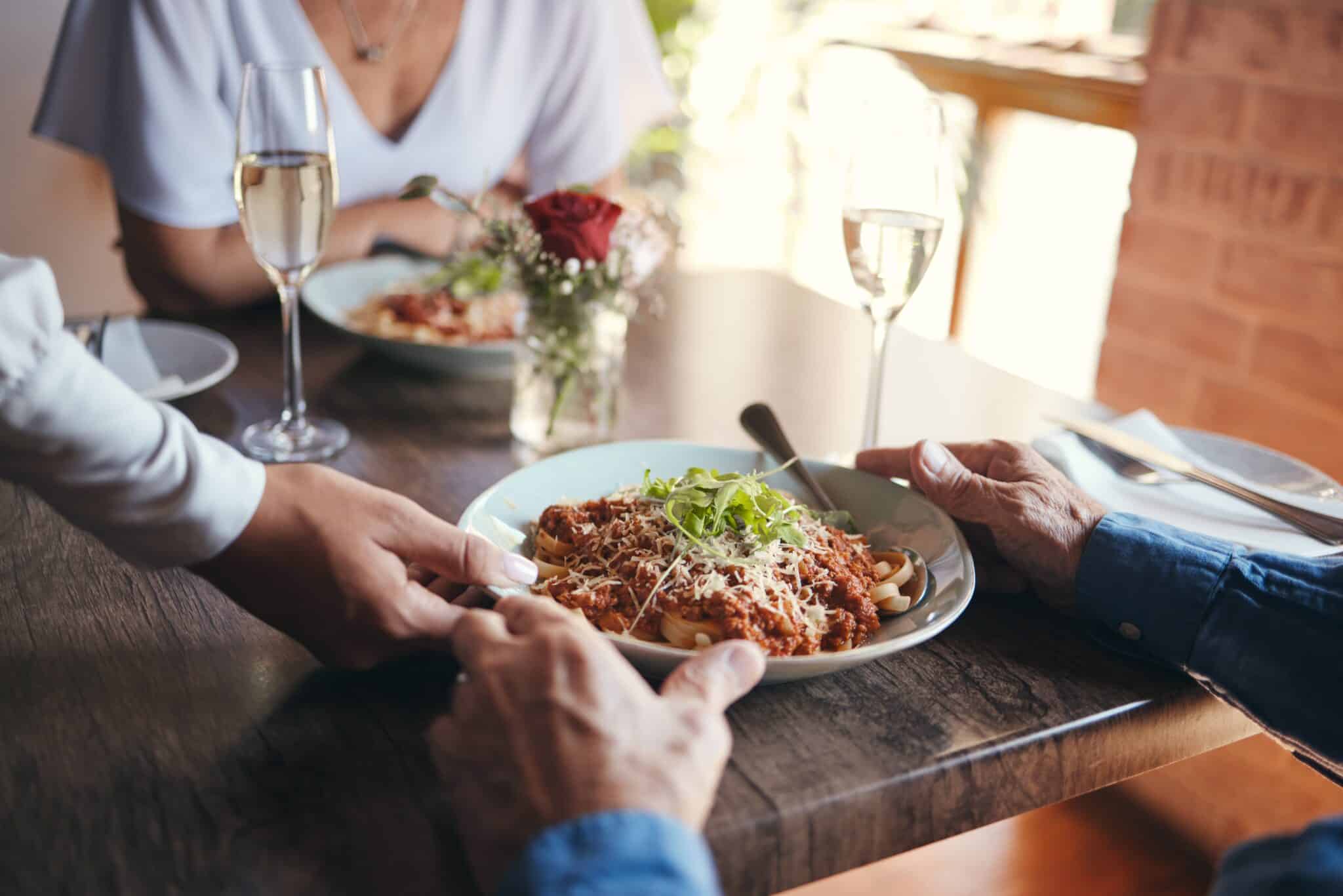 Do Active Adult Communities Have Restaurants or Dining?
