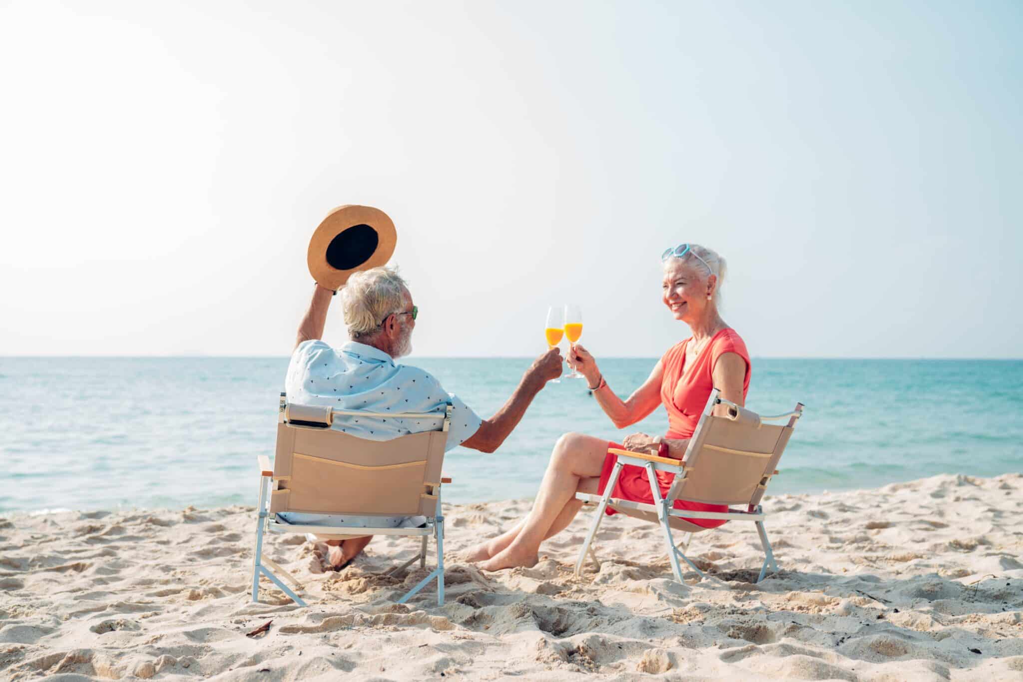The Best Affordable Beach Retirement Communities to Retire Near the Ocean