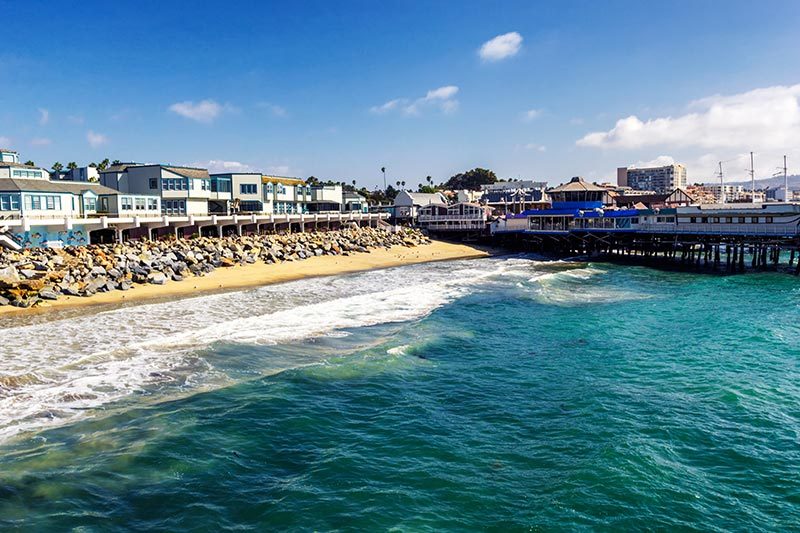 View of the ocean coastline at Redondo beach, California on a sunny day.