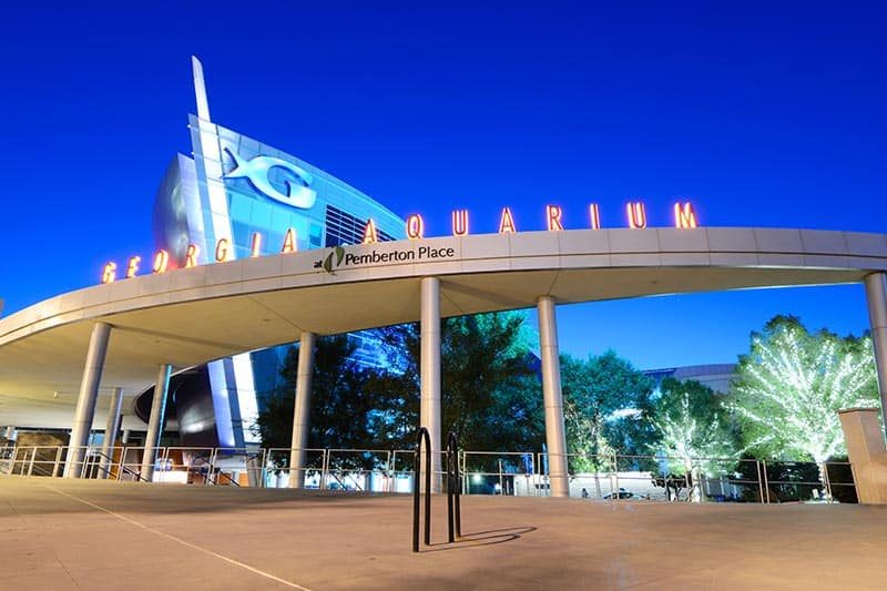Exterior view of the entrance to the Georgia Aquarium in Atlanta, GA.