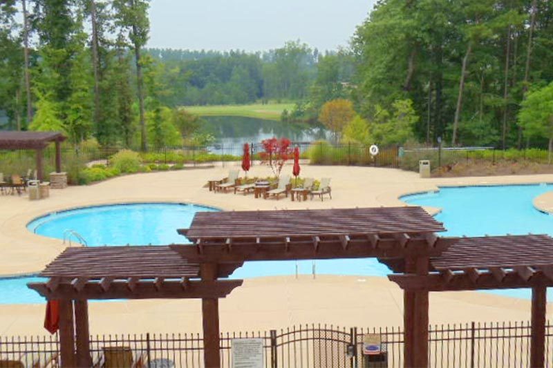 The outdoor resort-style pool at Soleil Laurel Canyon, a 55+ community in Canton, Georgia.